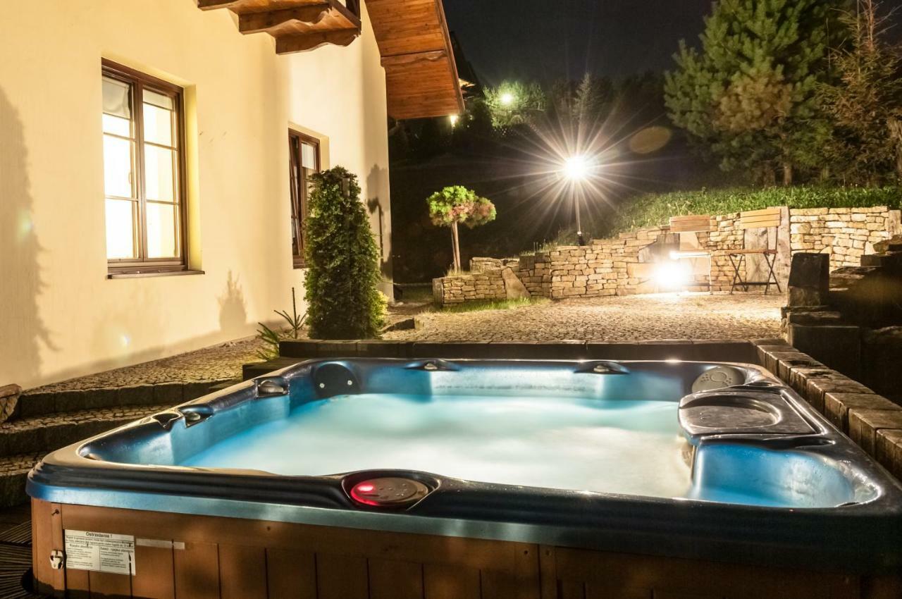 Hotel LOKIS Niedzica Zamek Buitenkant foto