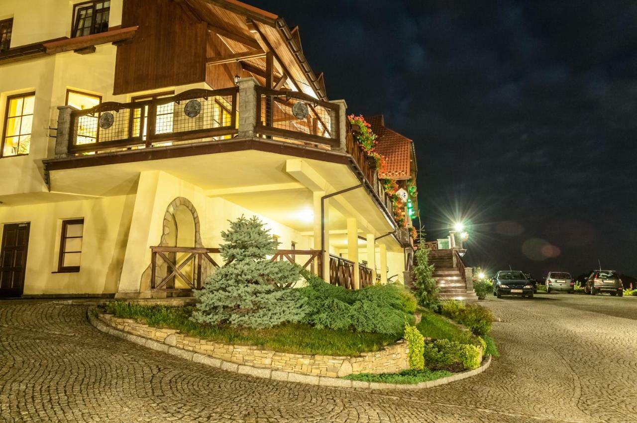 Hotel LOKIS Niedzica Zamek Buitenkant foto